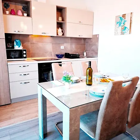 Appartement Mina Malinska